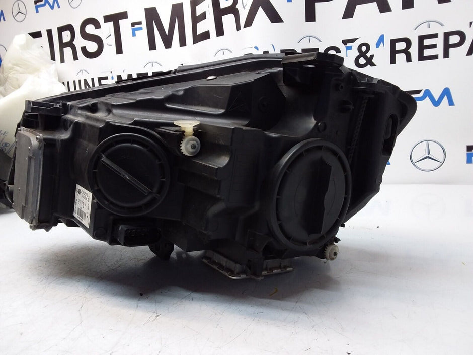2015 MERCEDES A-CLASS W176 COMPLETE HEADLIGHT DRIVER SIDE OS A1768204561 FMH115
