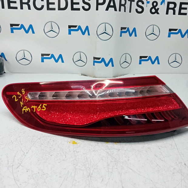 MERCEDES E-CLASS W238 2017 REAR PASSENGER N/S TAIL LIGHT A2389062001 FMT65