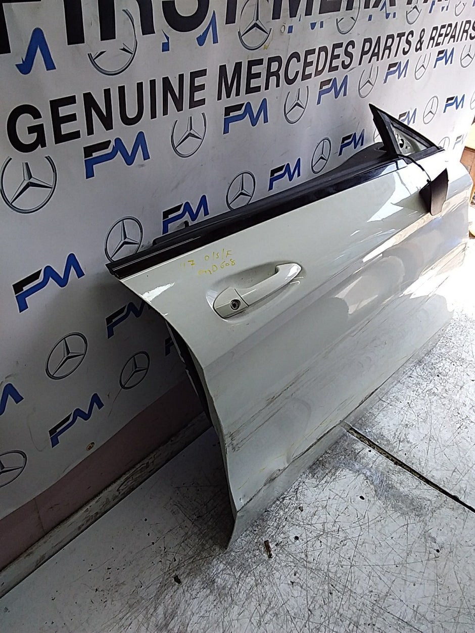 MERCEDES BENZ  CLA C117  DRIVER FRONT DOOR OSF WHITE 2013-19  FMD608