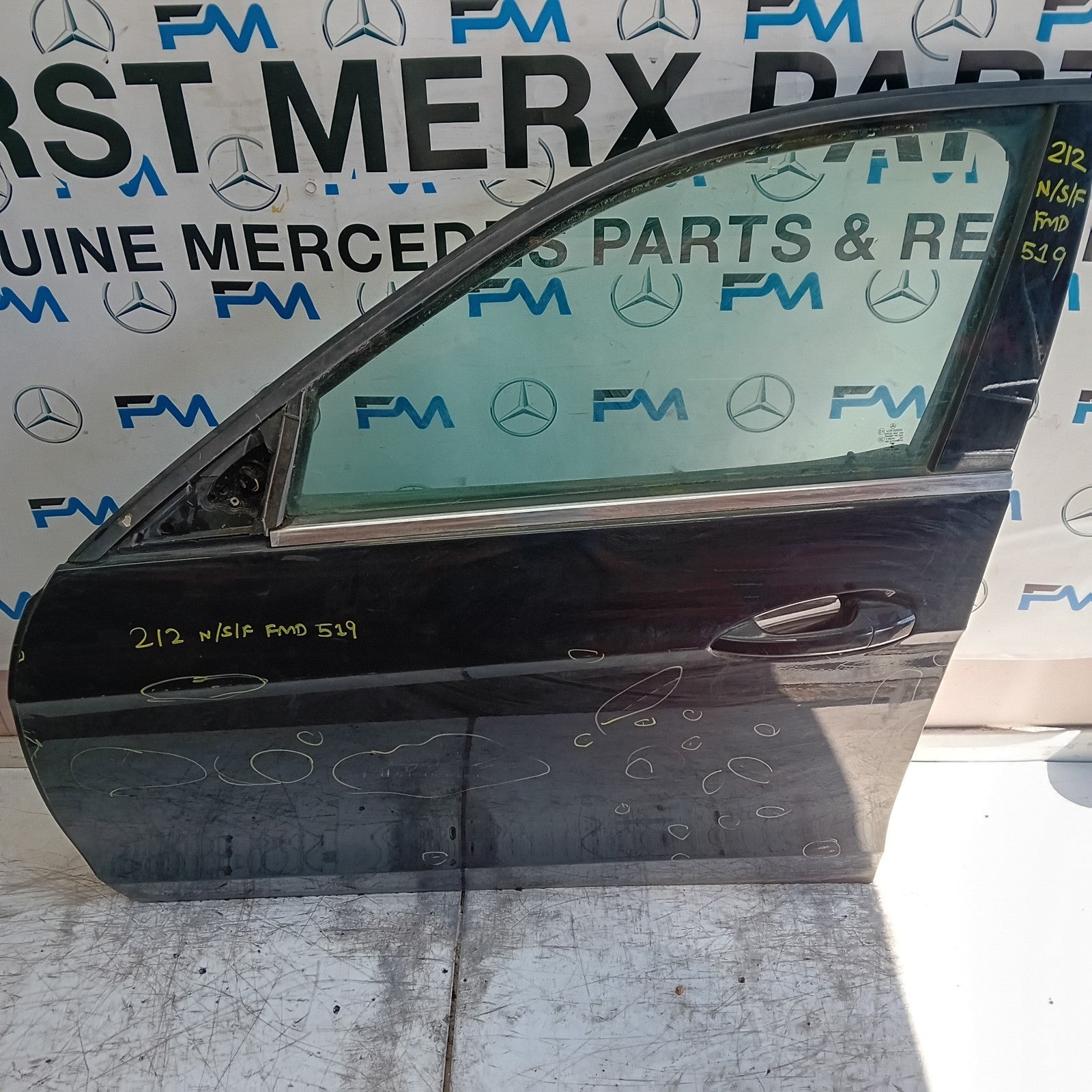 MERCEDES E-CLASS W212 PASSENGER FRONT DOOR NSF 2015 COMPLETE BLUE FMD519