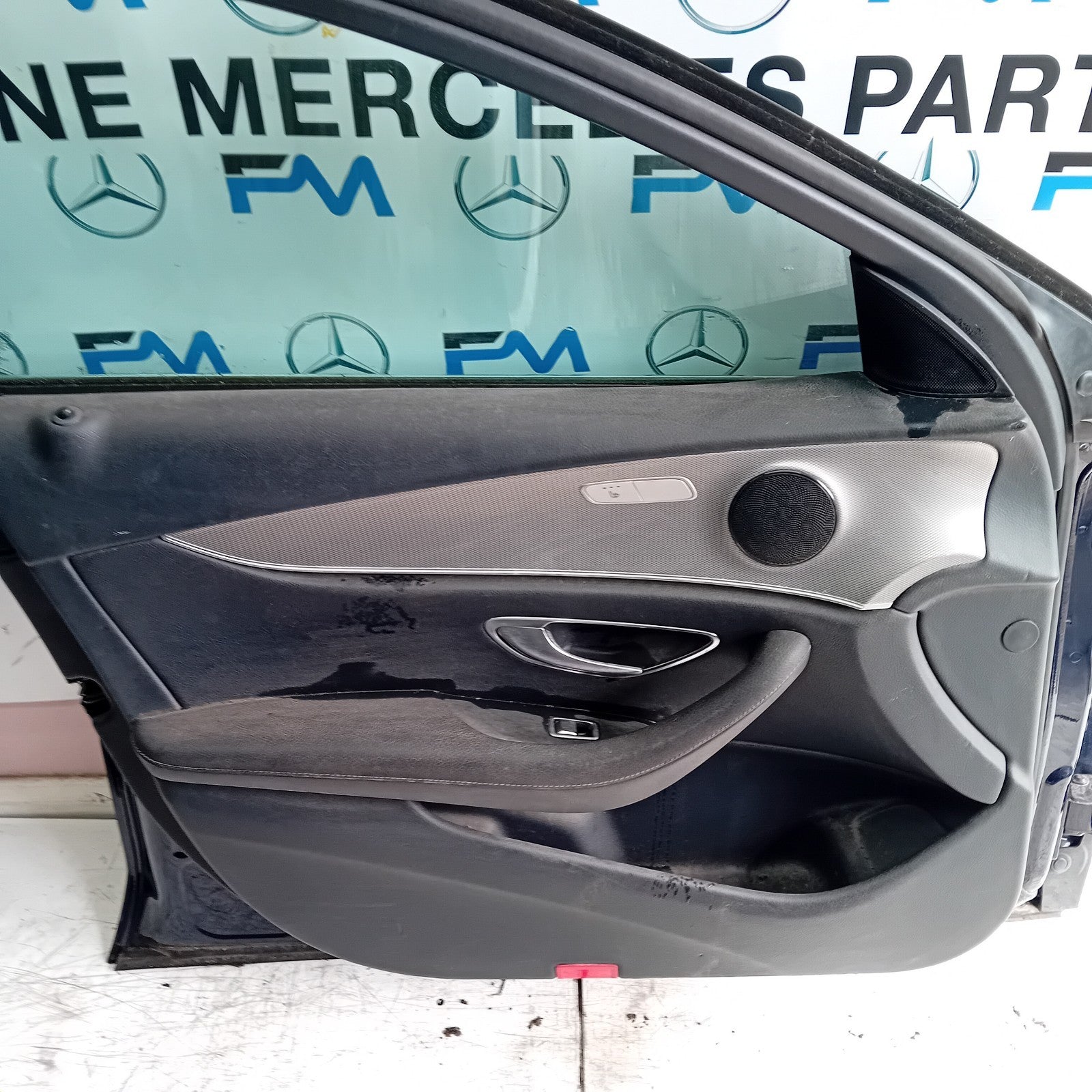MERCEDES E-CLASS W213 SLN PASSENGER FRONT DOOR NSF BLUE 2016 ON COMPLETE FMD200