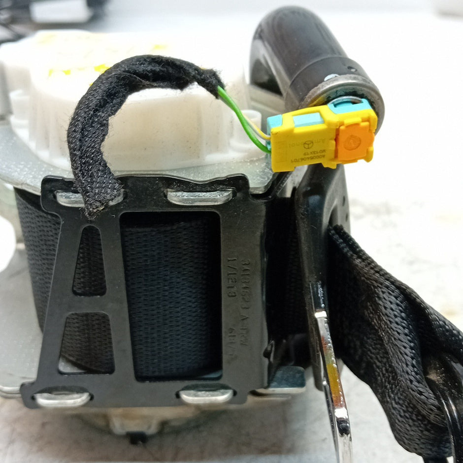 MERCEDES C-CLASS W205 SEAT BELT REAR LEFT PASSENGER SIDE NSR A2058600585 FMS473