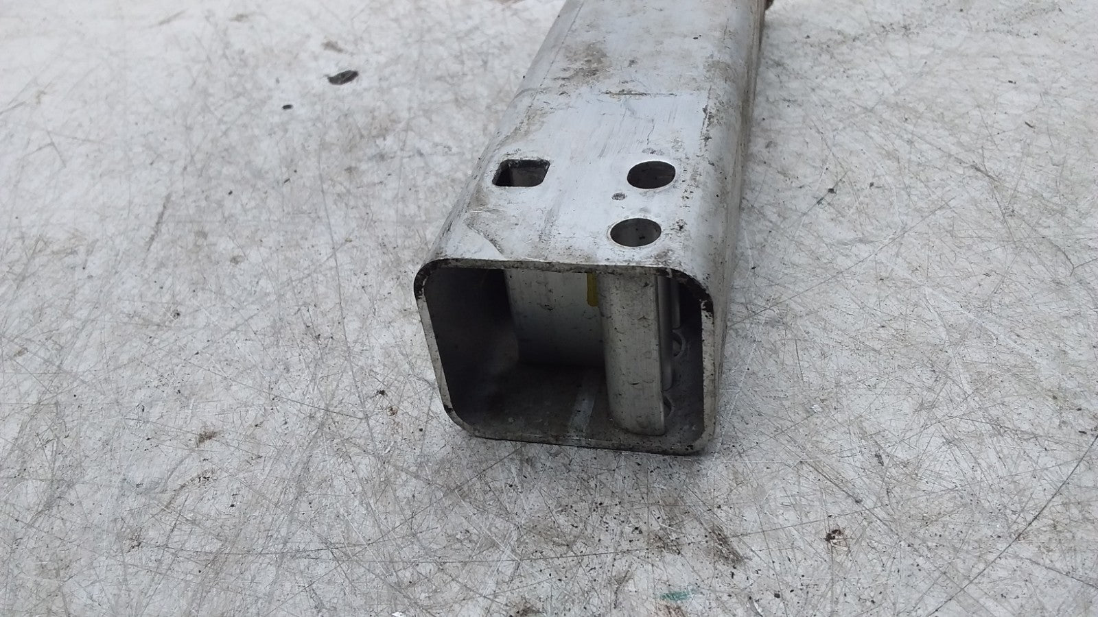 MERCEDES C-CLASS  FRONT LOWER REINFORCEMENT CRASH ABSORBER A2056203701  FMR396