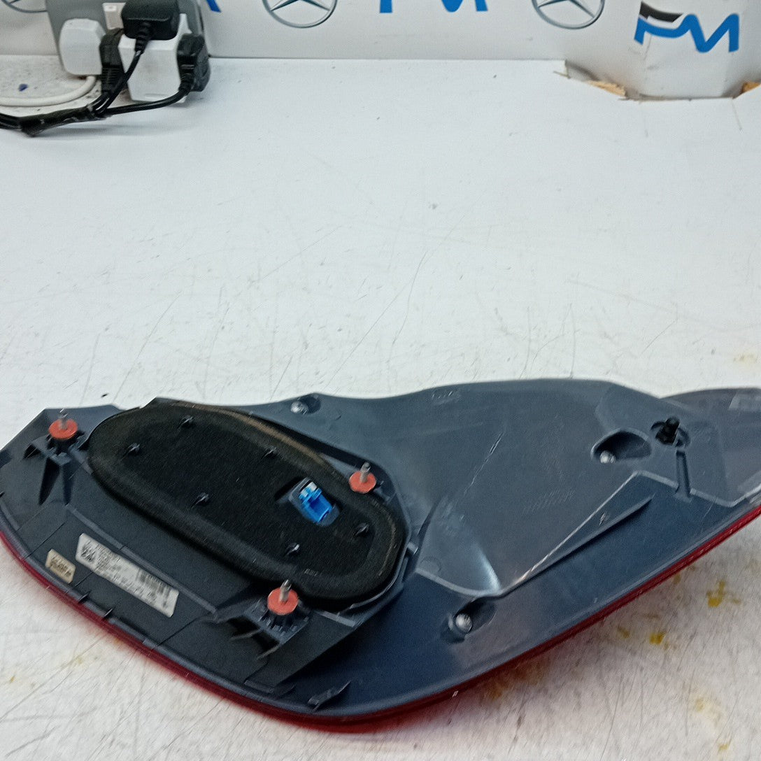 MERCEDES C-CLASS W205 PASSENGER LEFT REAR TAIL LIGHT A2059061357 2017 FMT297