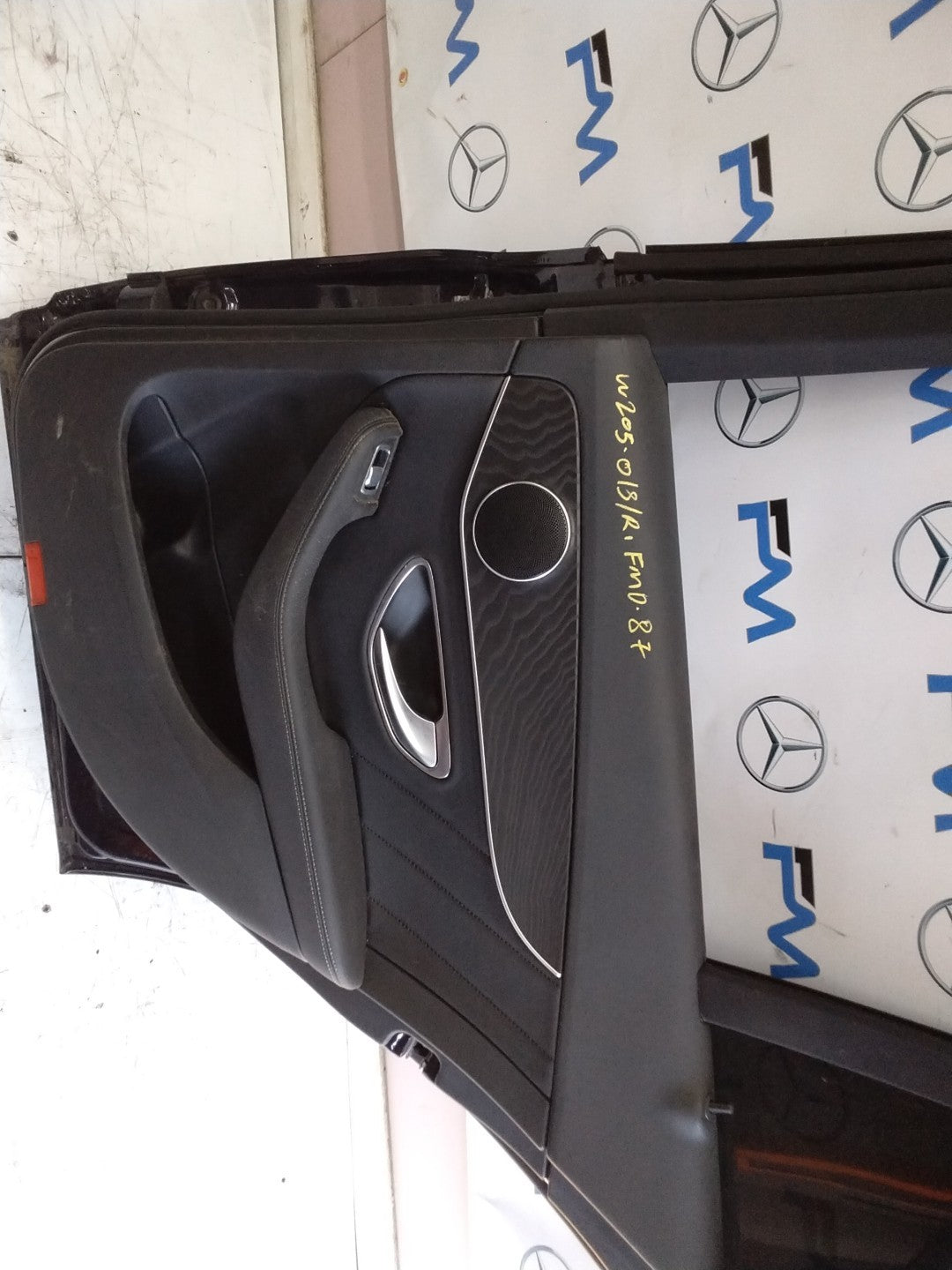 MERCEDES BENZ C-CLASS W205 DRIVER SIDE REAR DOOR O/S/R COMPLETE BLUE FMD87