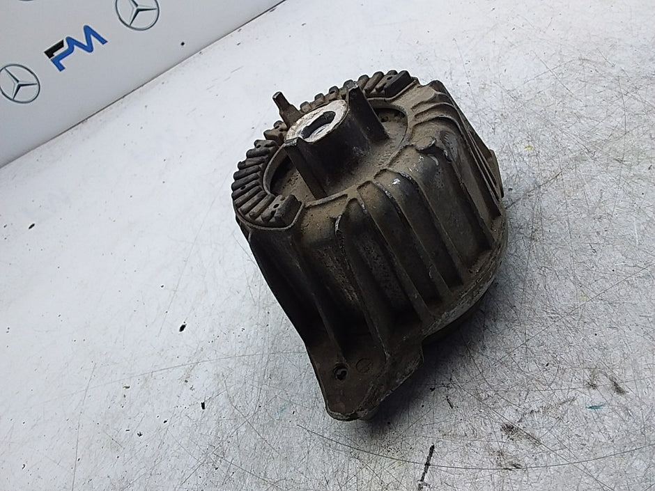MERCEDES BENZ  E-CLASS  W212  ENGINE MOUNT RIGHT OS A2122406417 FMR356