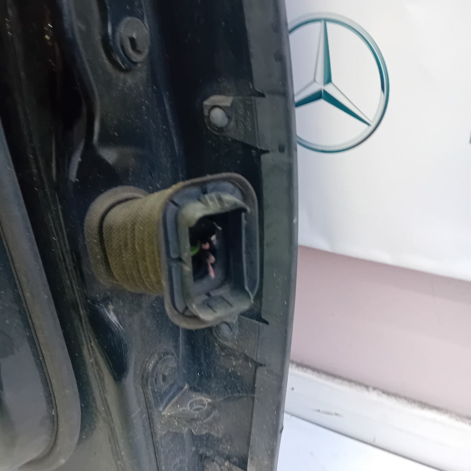 MERCEDES CLS W218 COUPE PASSENGER FRONT DOOR N/S/F BLACK 2011-17 COMPLETE FMD160