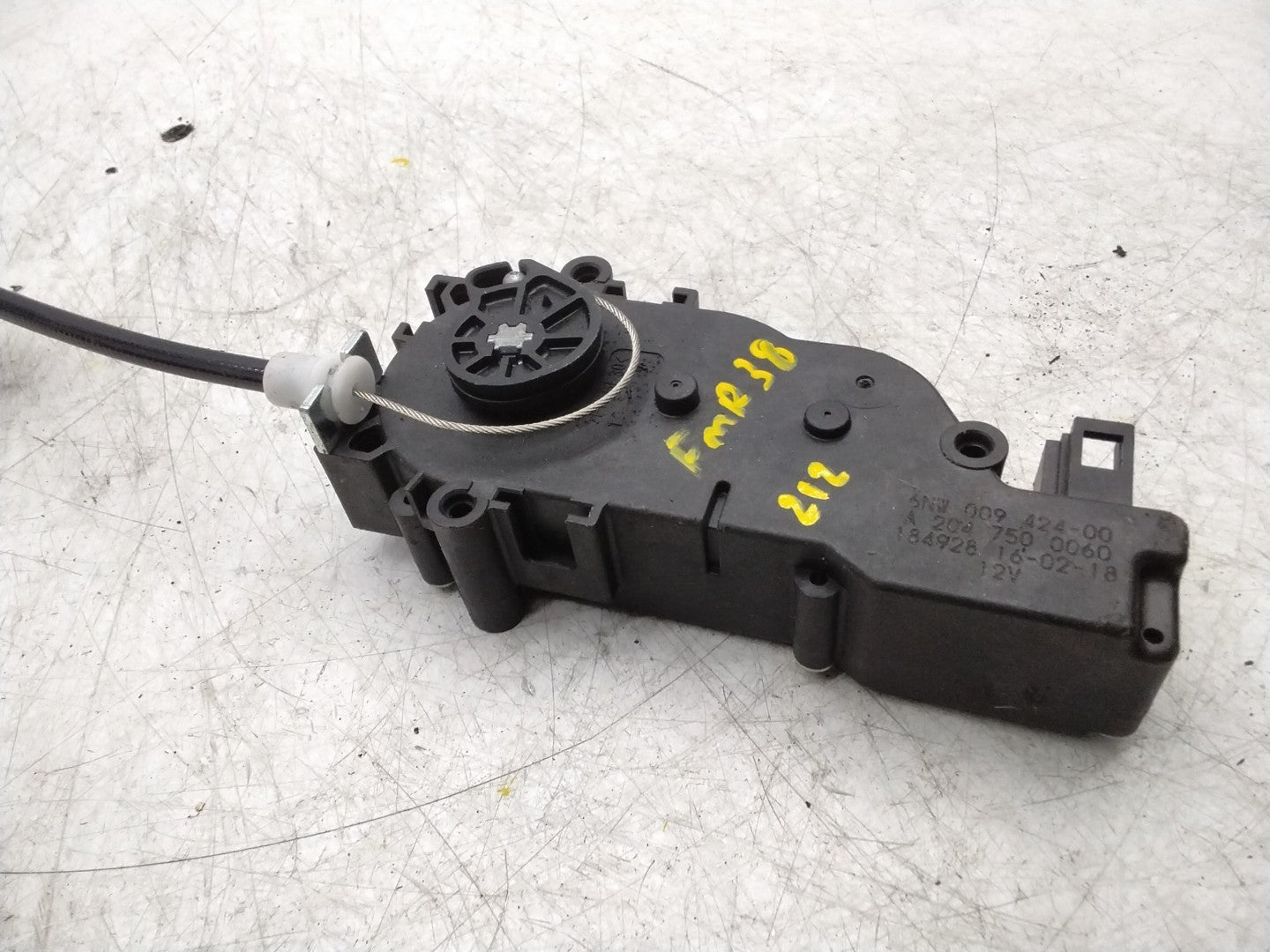 MERCEDES MERCEDES E-CLASS W212 REAR TAILGATE LOCK ACTUATOR  A2047500060 FMR38