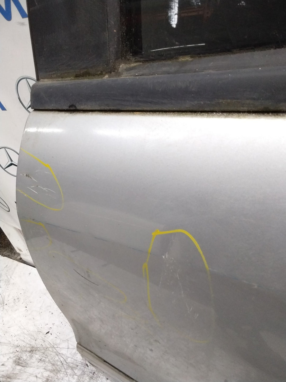 MERCEDES M-CLASS W164  PASSENGER REAR DOOR NSR GREY 2005-11 FMD565