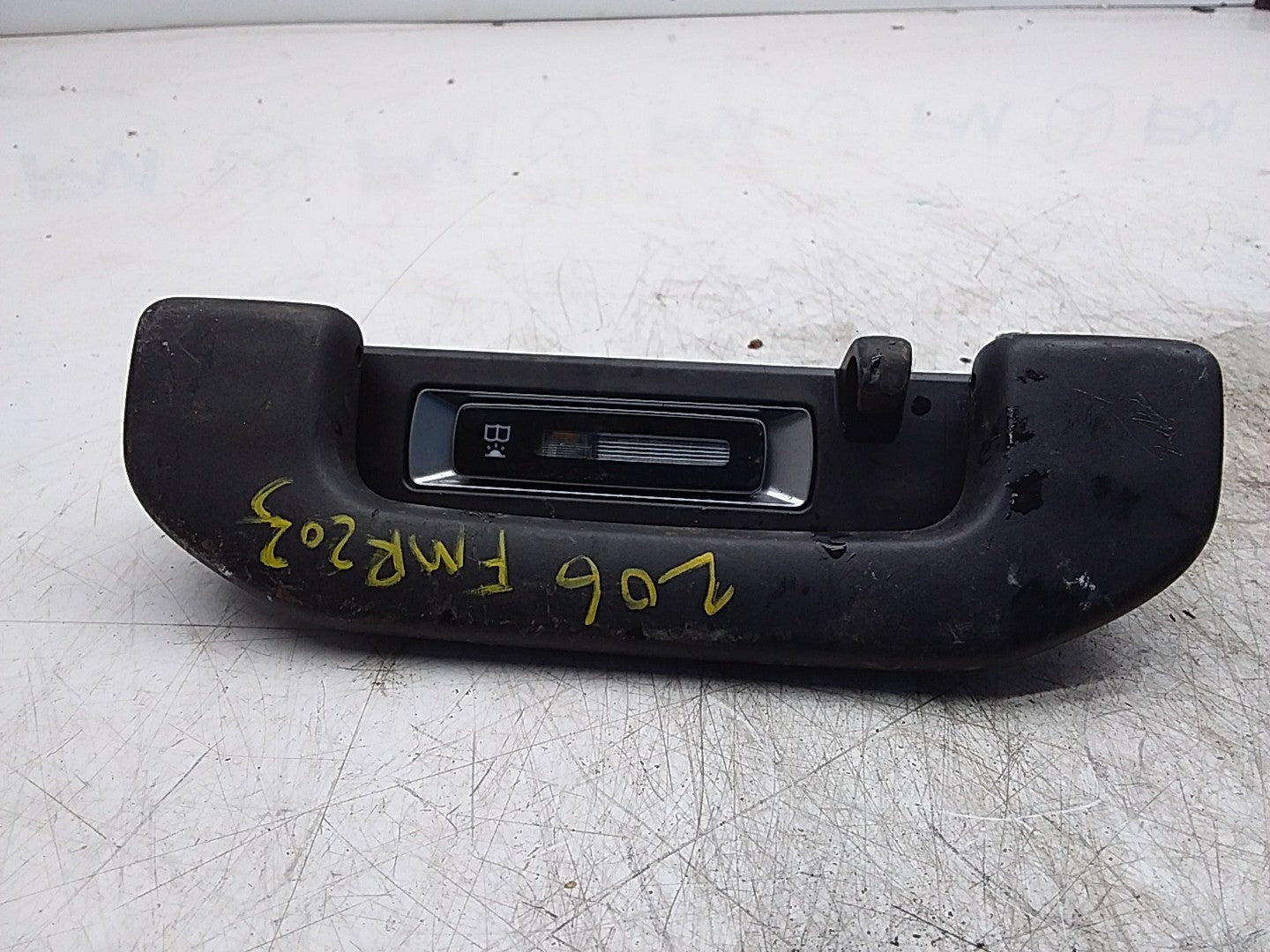 MERCEDES BENZ C-CLASS W206 REAR RIGHT ROOF HANDLE A2069067100 FMR203