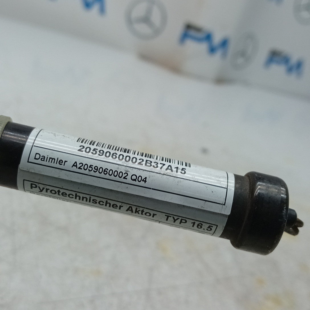 MERCEDES C CLASS W205 BONNET PEDESTRIAN ACTUATOR A2059060002 2017 FM001444