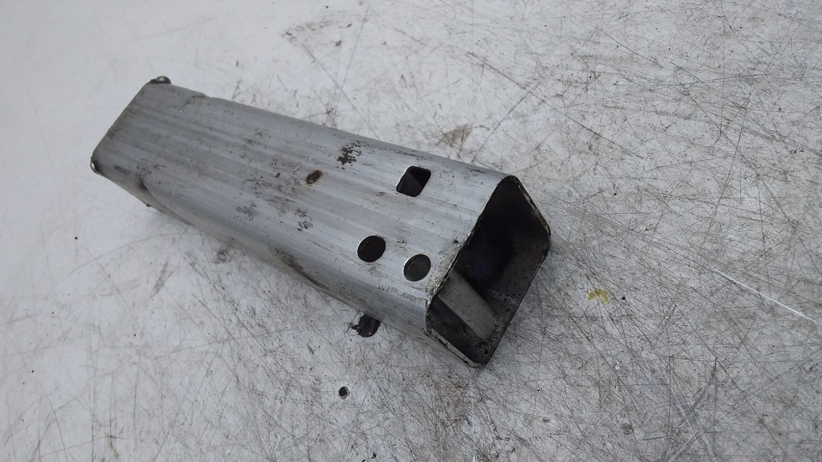 MERCEDES C-CLASS  W205 LOWER REINFORCEMENT CRASH ABSORBER BAR A2056203701 FMR392