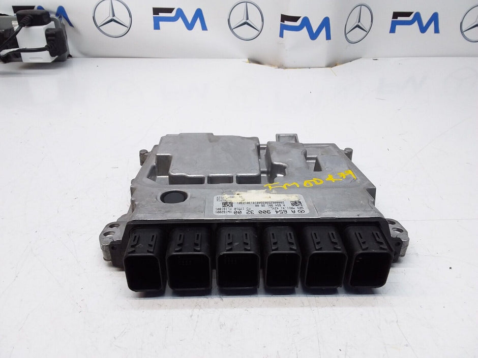 MERCEDES E-CLASS W213 ENGINE  ECU CONTROL MODULE A6549003200 FM00479