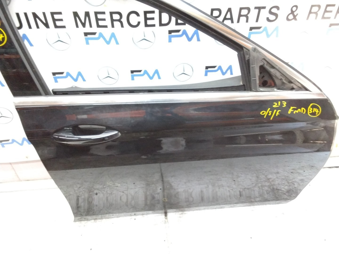 MERCEDES E-CLASS W213 DRIVER  FRONT DOOR OSF BLACK 2017-2023 COMPLETE FMD314