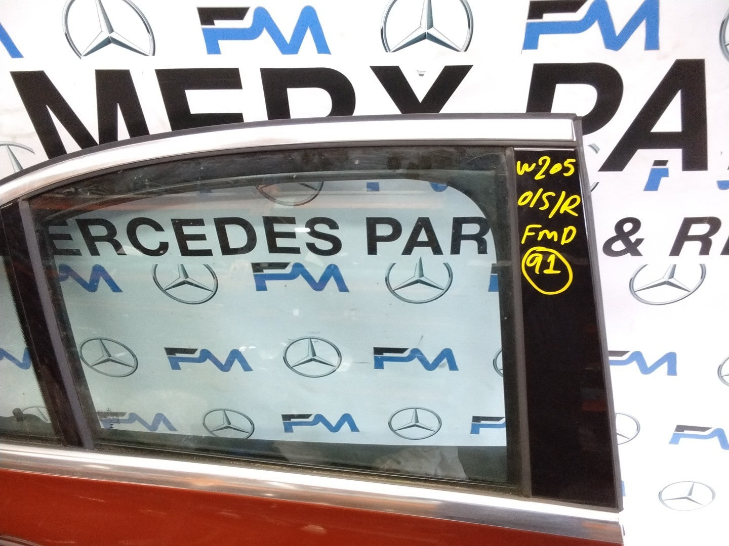 MERCEDES BENZ  C-CLASS W205 DRIVER SIDE REAR DOOR O/S/R COMPLETE RED FMD91
