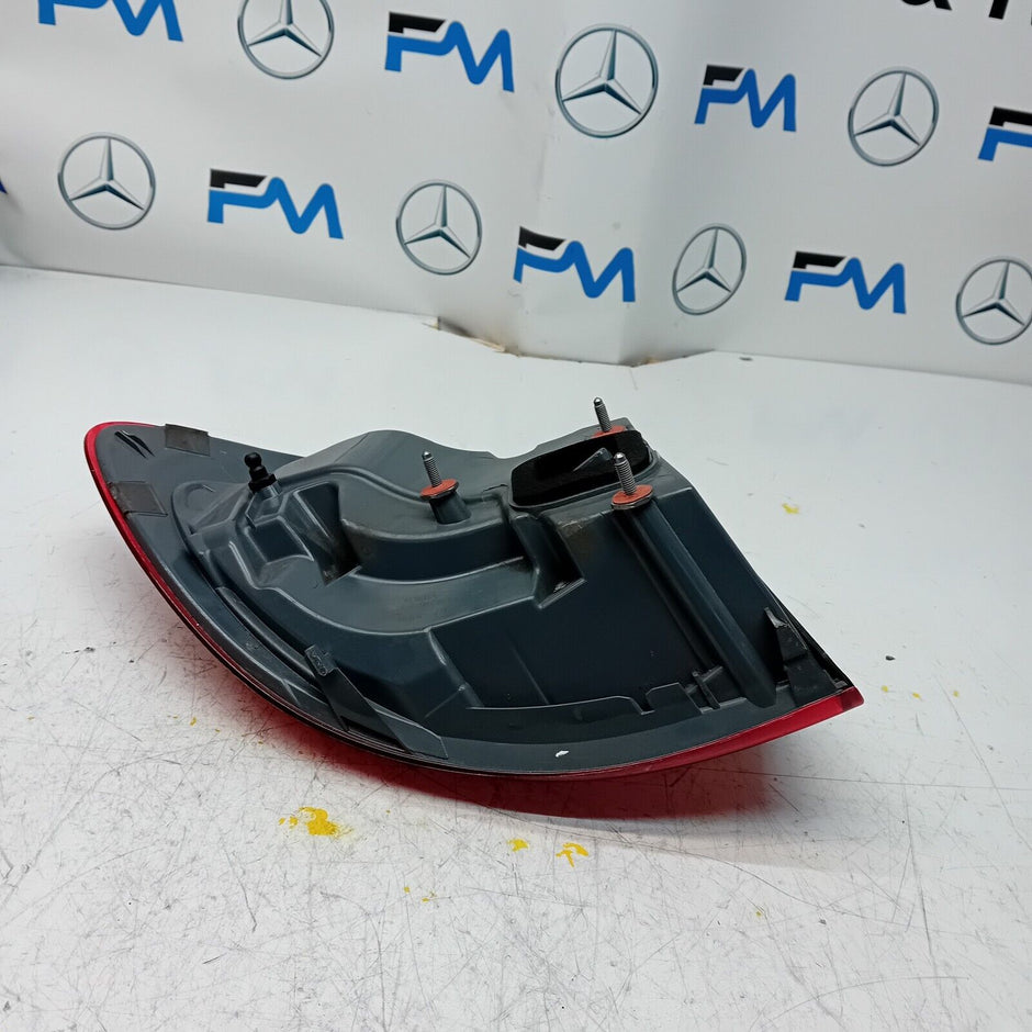 MERCEDES E-CLASS W213 REAR DRIVER O/S TAIL LIGHT FMT53