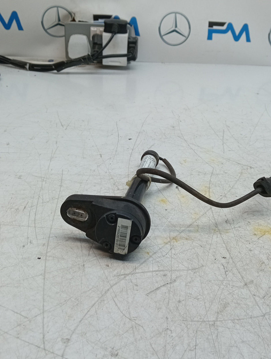 MERCEDES E-CLASS W213 BONNET PEDESTRIAN ACTUATOR A2139062201 2017 FM001440