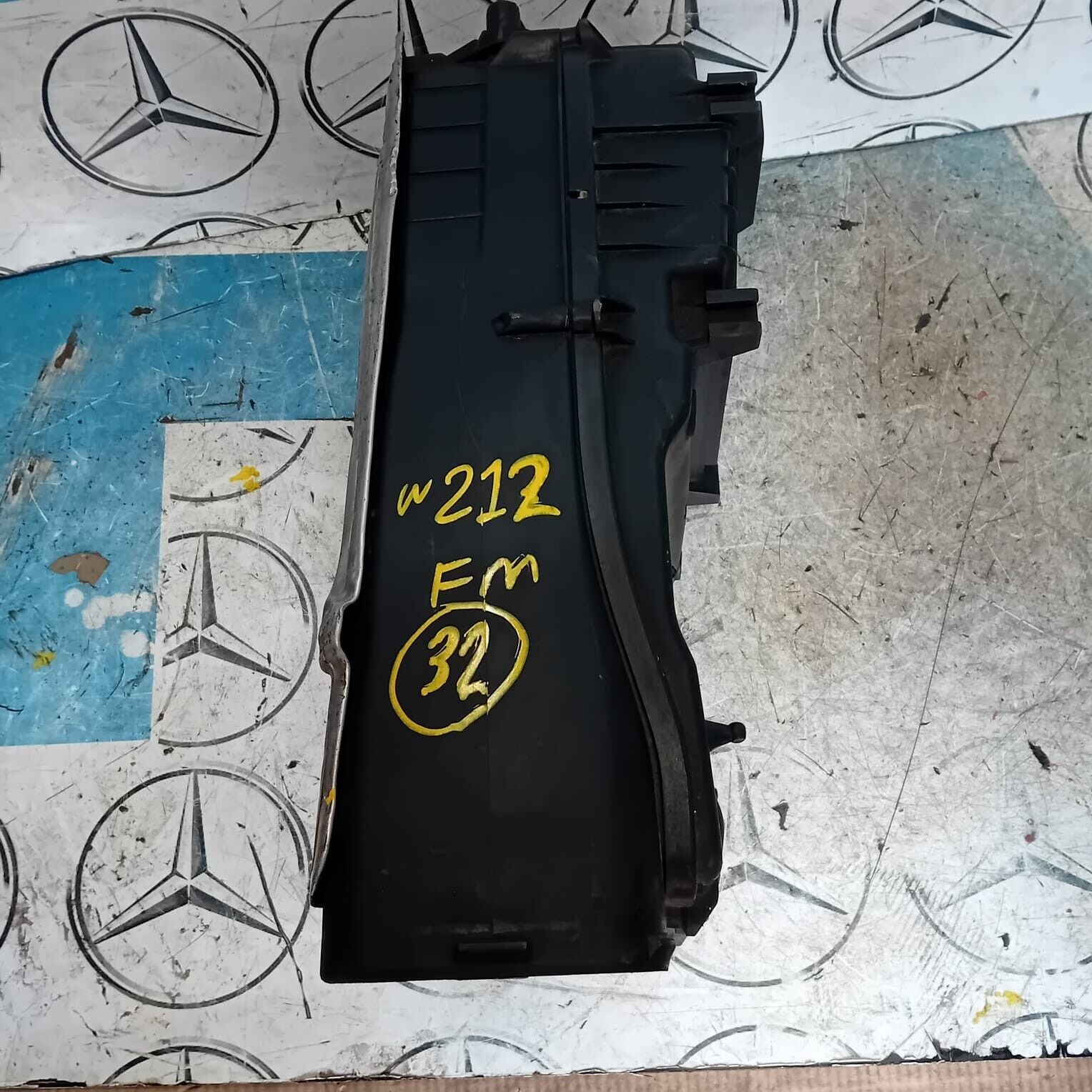 MERCEDES BENZ C CLASS W205 2.1 DIESEL AIR FILTER BOX HOUSING  A6510902501