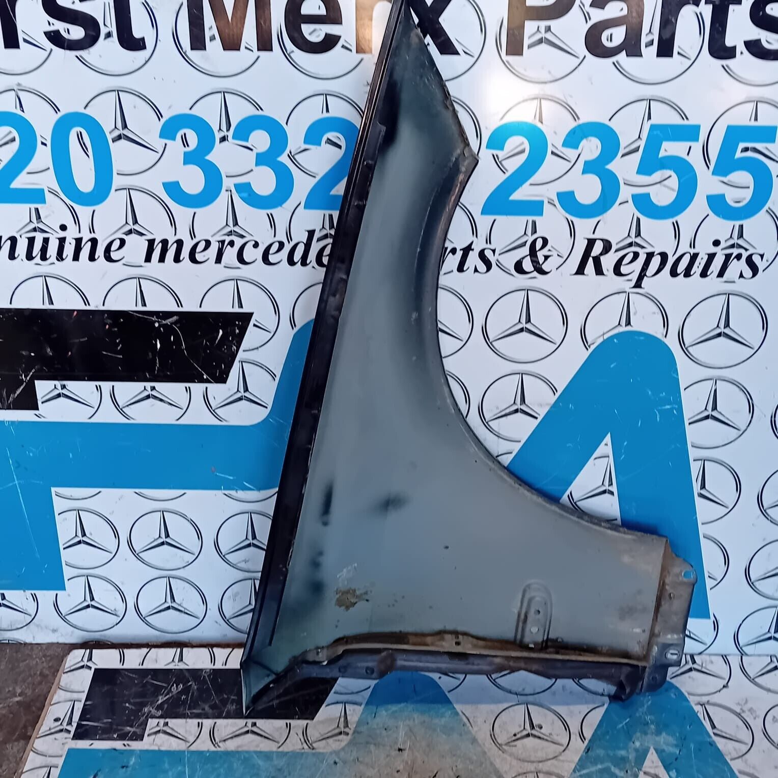 MERCEDES BENZ C-CLASS W203 2001-2007 FRONT PASSENGER SIDE ( NEAR SIDE ) WING