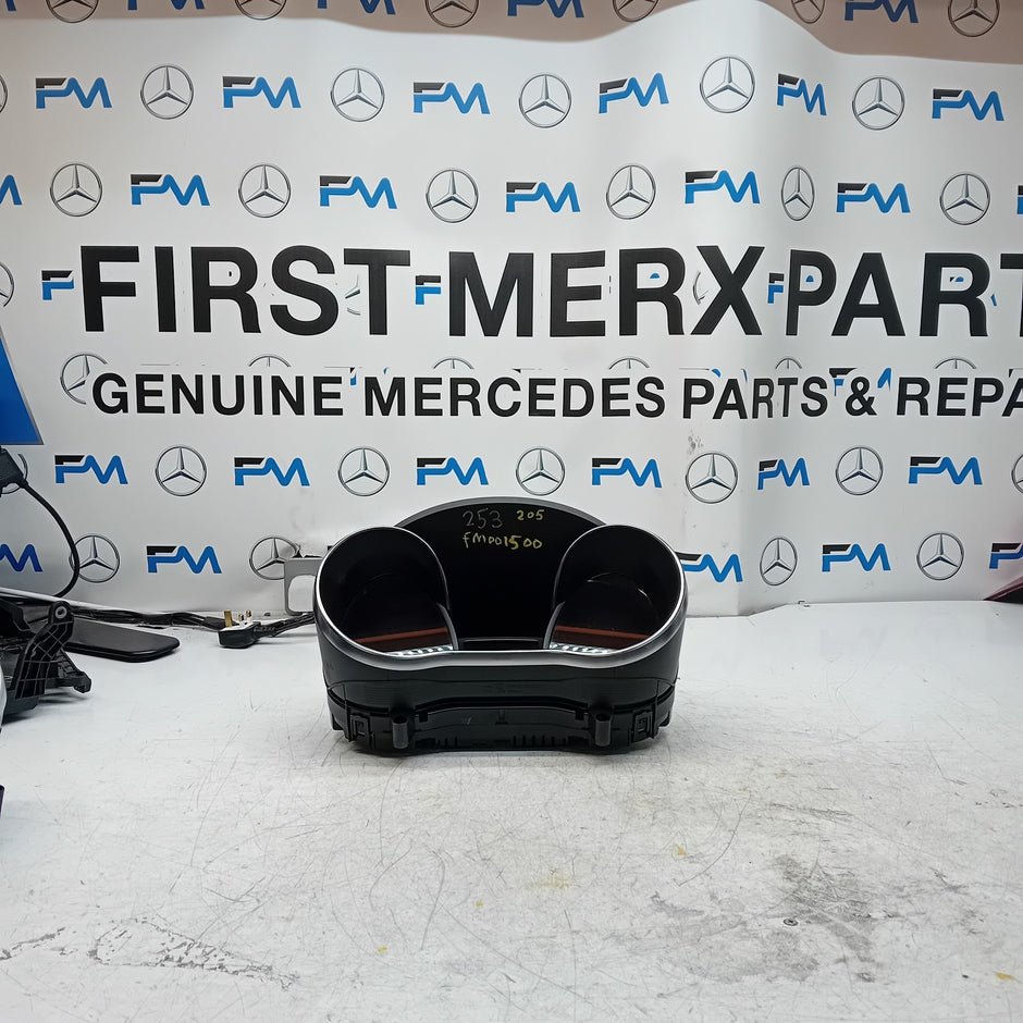 MERCEDES GLC W253  SPEEDOMETER INSTRUMENT CLUSTER BLACK A2059007133 FM001500