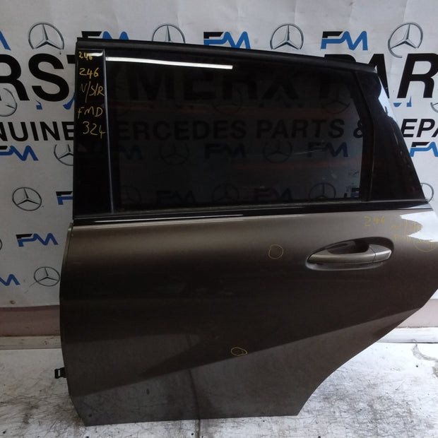 MERCEDES B-CLASS W246 DRIVER REAR DOOR OSR BROWN 2012-19 COMPLETE FMD324