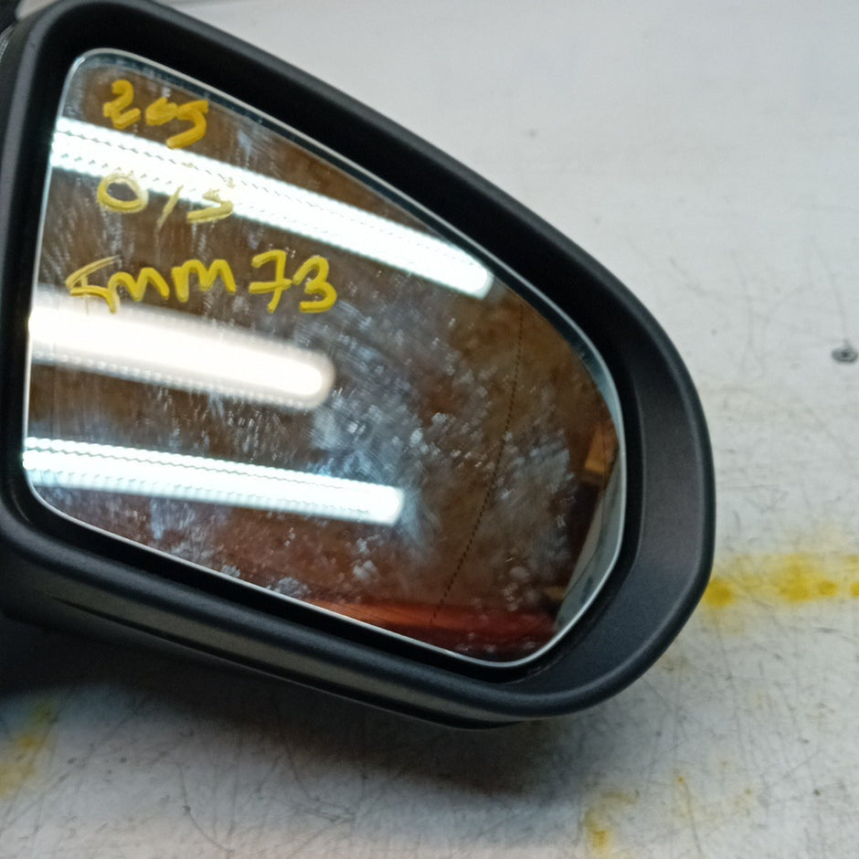 MERCEDES C-CLASS W205 DRIVER WING MIRROR OSF BLACK PL A2058105400 FMM73
