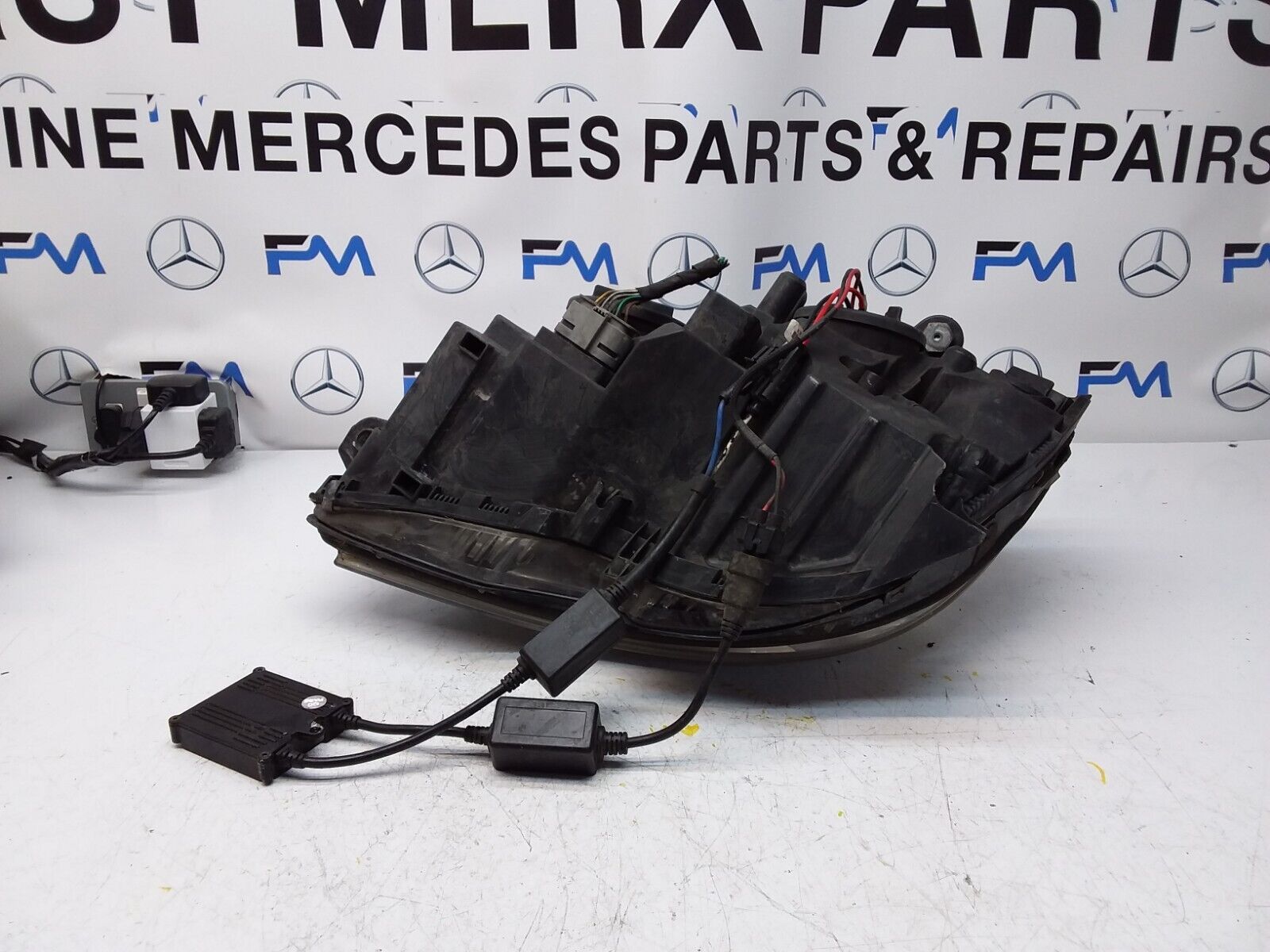 2008 MERCEDES C-CLASS W204 HEADLIGHT DRIVER OS A2048208661 FMH129