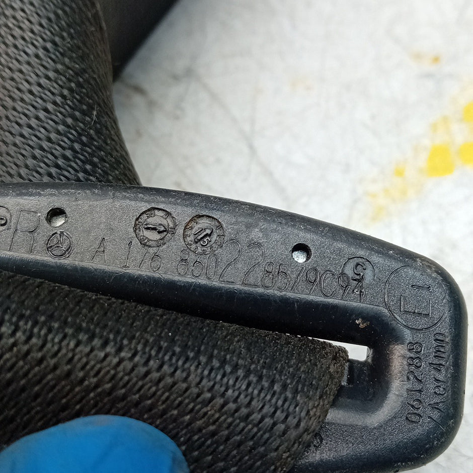 MERCEDES BENZ  A-CLASS W176 SEAT BELT REAR DRIVER A1768602285 BLACK FM001238