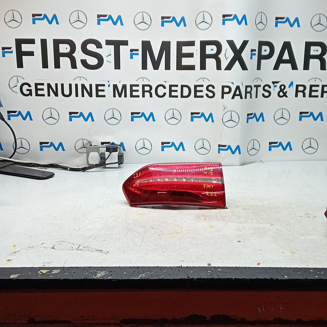 MERCEDES BENZ  E-CLASS W213 PASSENGER LEFT NS REAR INNER TAIL LIGHT FMT261