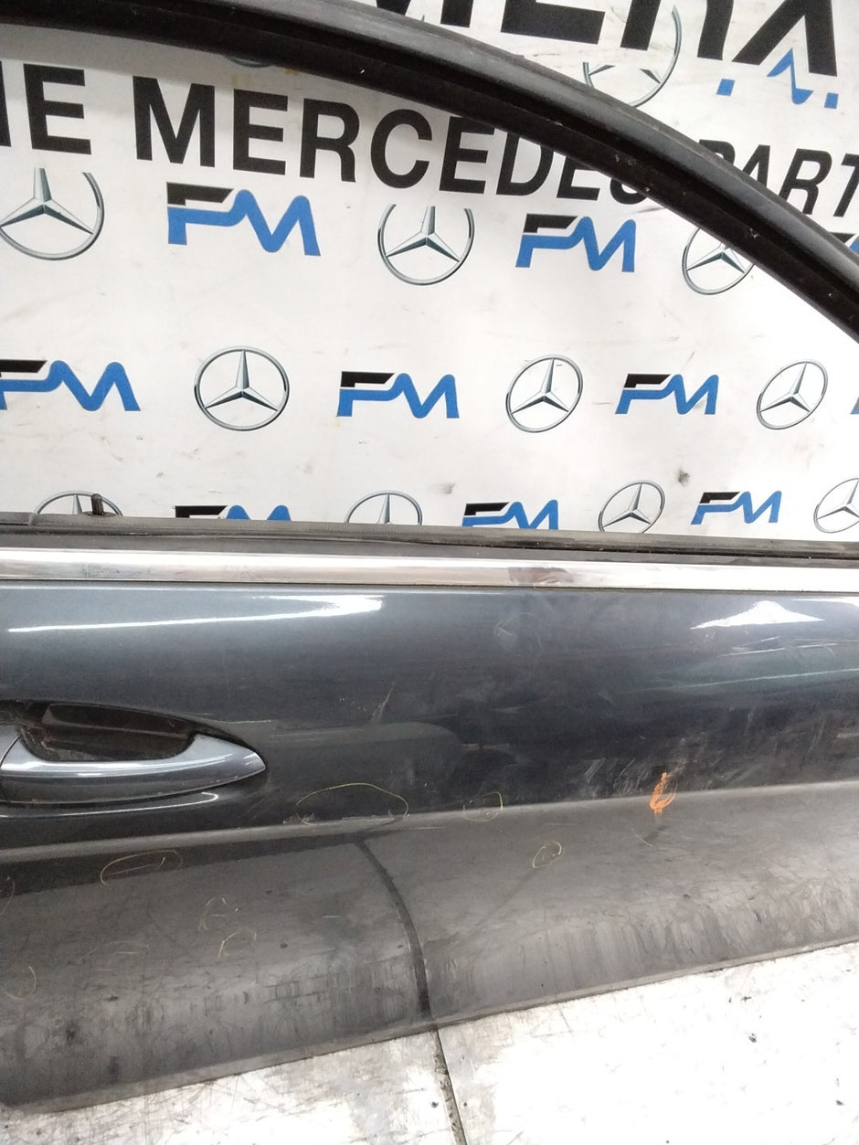 MERCEDES BENZ  C-CLASS W204 SLN DRIVER FRONT DOOR OSF GREY 2008-14 FMD557