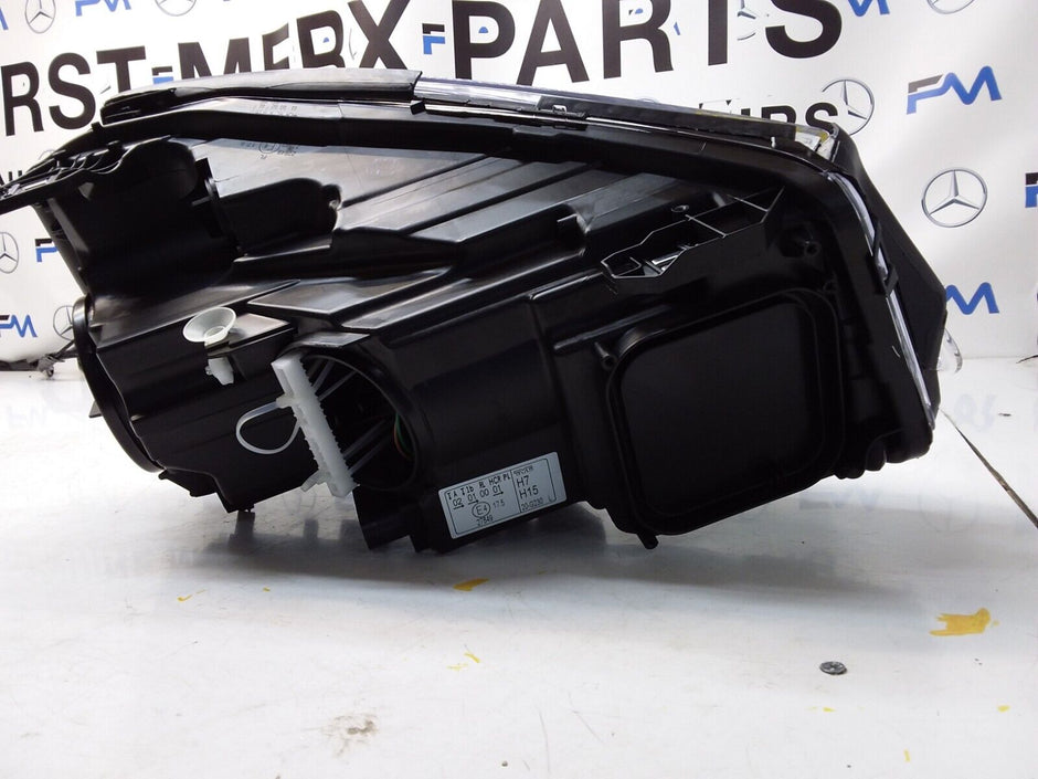 2012-2018 MERCEDES A CLASS W176 HEADLIGHT LED PASSENGER SIDE NS FMH97