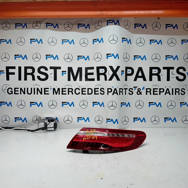 MERCEDES E-CLASS W238 2017 REAR DRIVER O/S TAIL LIGHT A2389066801 FMT59