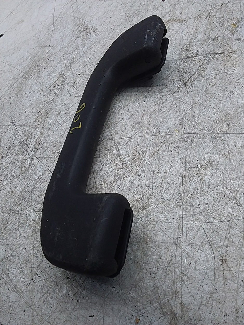MERCEDES A-CLASS W176 REAR ROOF GRAB HANDLE PASSENGER SIDE  A0998150039 FMR194