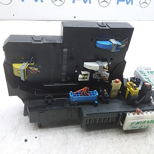 MERCEDES BENZ  E-CLASS W212  FUSE BOX RELAY BOX A2129005401 FMR488