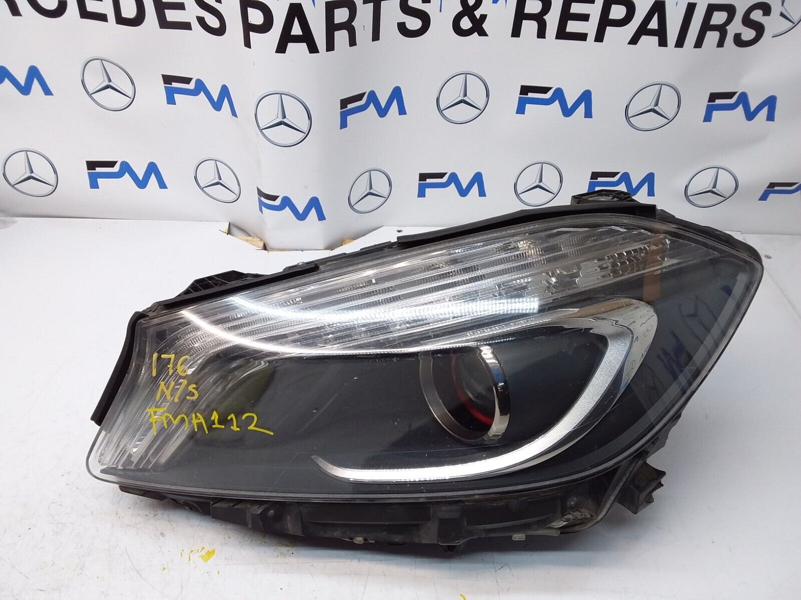 2012 MERCEDES A-CLASS W176 HEADLIGHT PASSENGER NS A1768204461 FMH112 