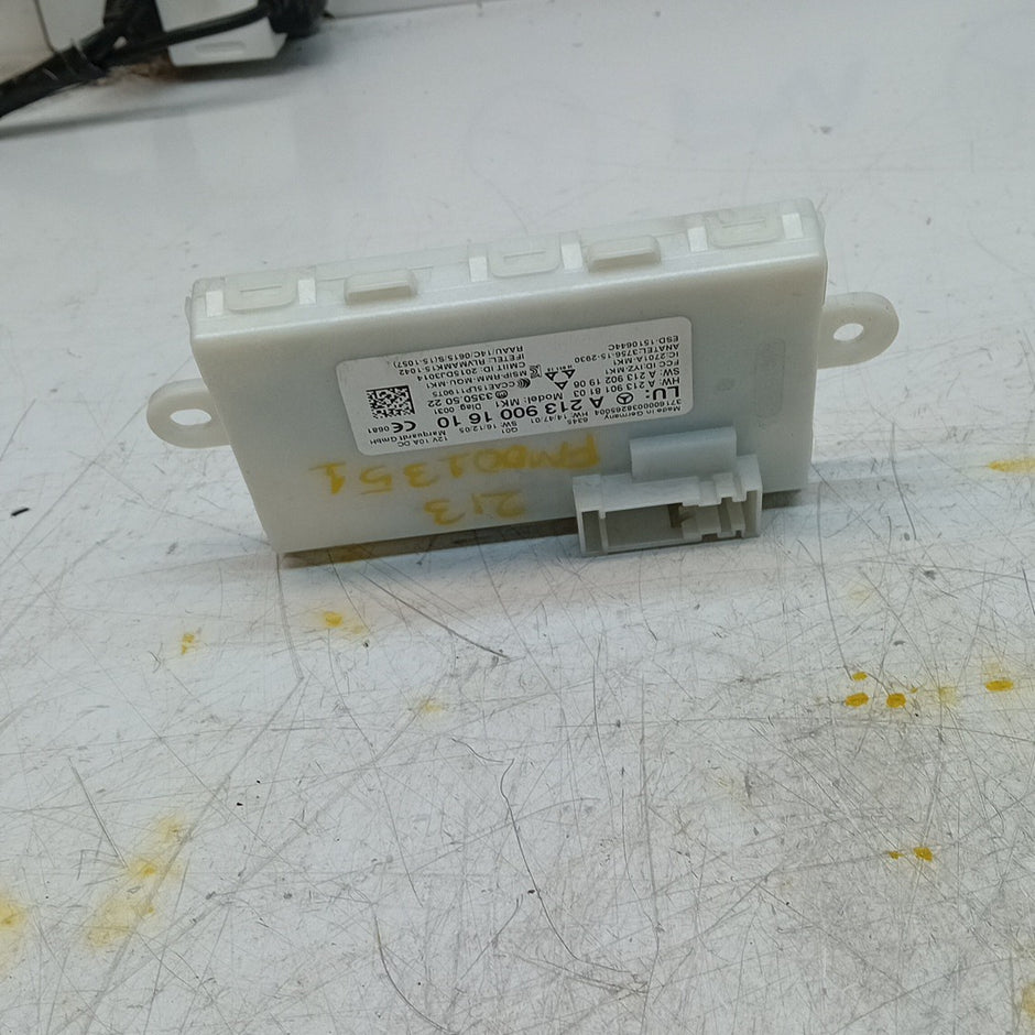 MERCEDES BENZ E-CLASS KEYLESS GO CONTROL UNIT W213 A2139001610 FM001351