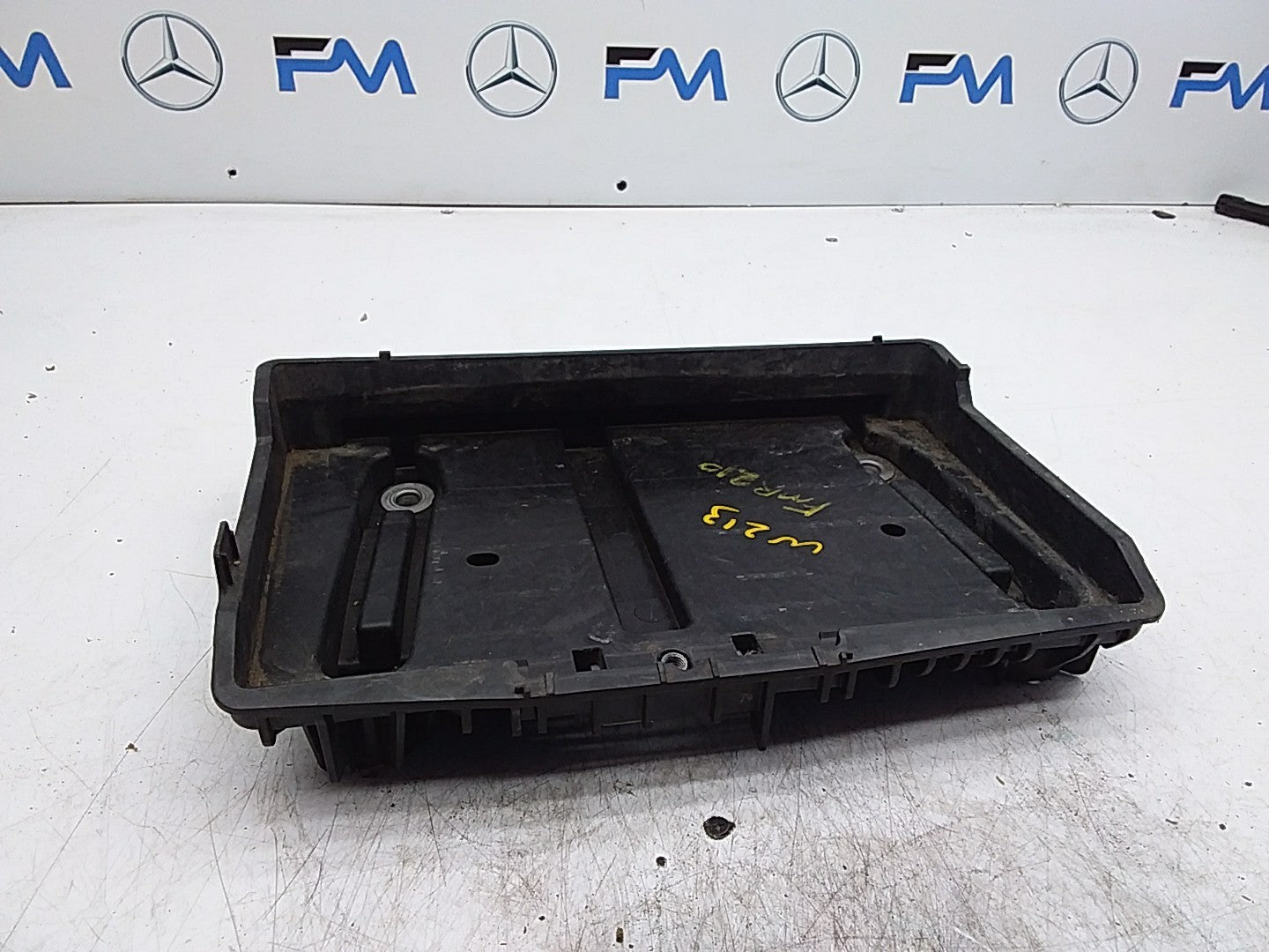 MERCEDES BENZ C-CLASS W205 BATTERY TRAY COVER  A2056200118 FMR210