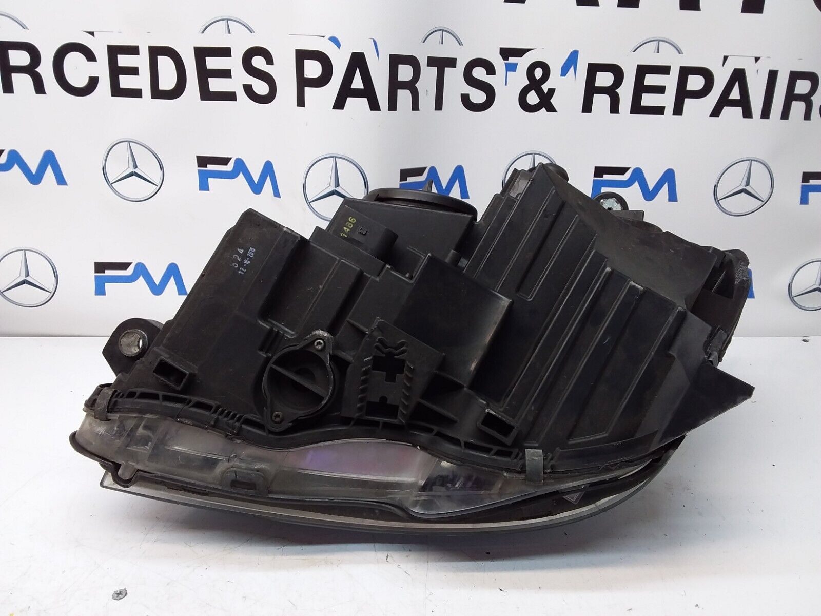 2017 MERCEDES C-CLASS W204 HEADLIGHT DRIVER OS A2048209859 FMH128