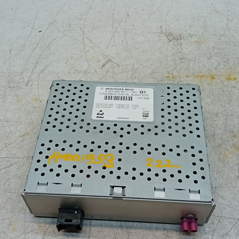 MERCEDES BENZ S-CLASS W222  2014-2021  RADIO TUNER BOX  A2229009211 FM001553