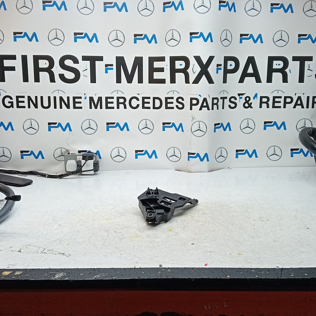 MERCEDES E-CLASS TAILGATE CONTROL MODULE BRACKET W213 A2135451340 2016 FM001320