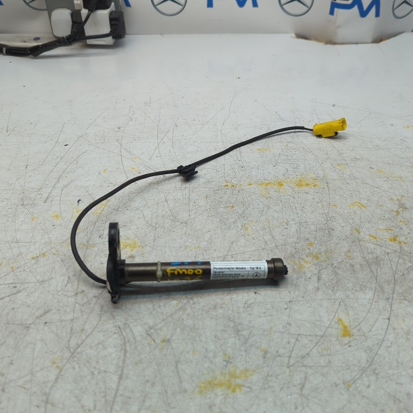 MERCEDES A CLASS W177 BONNET PEDESTRIAN ACTUATOR A1779062301 2017 FM001436