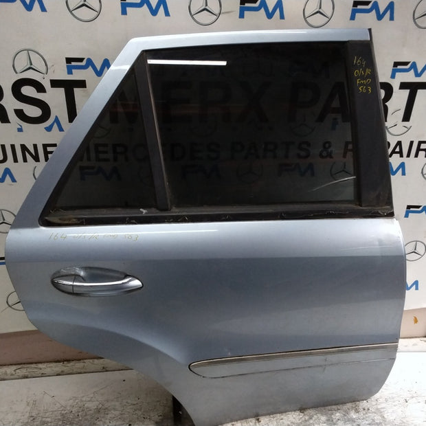 MERCEDES M-CLASS W164  DRIVER REAR DOOR OSR BLUE 2005-2011 COMPLETE FMD563