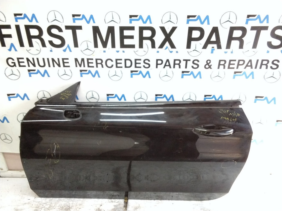 MERCEDES BENZ  C-CLS W205  PASSENGER FRONT DOOR NSF BLACK 2014-21  FMD601