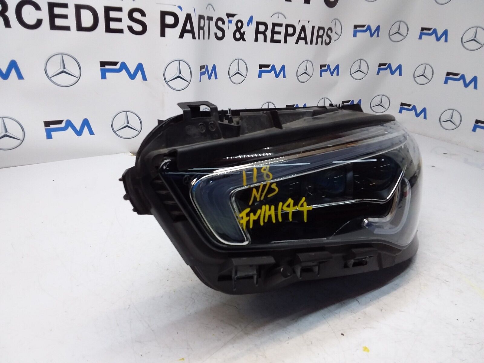 2021 MERCEDES CLA W118 HEADLIGHT PASSENGER NS A1189063301 FMH144 MULTIBEAM 