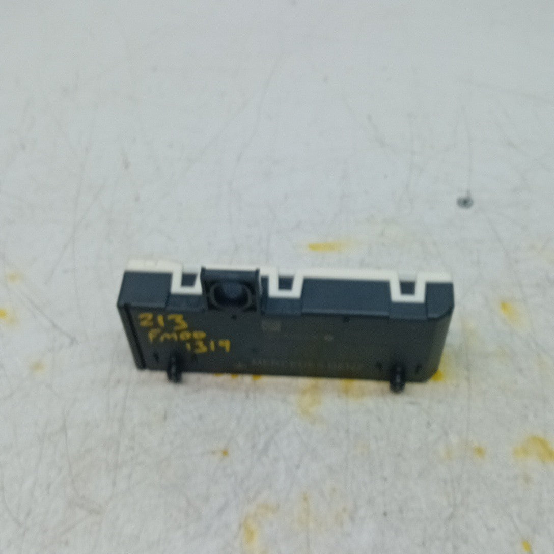 MERCEDES E-CLASS TAILGATE CONTROL MODULE W213 A2139004711 2016 ON FM001319