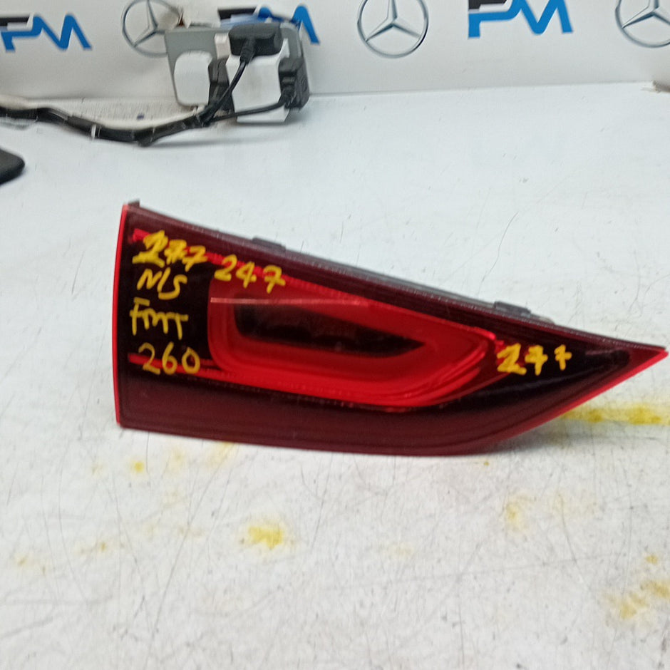 MERCEDES B-CLASS W247 PASSENGER LEFT NS REAR INNER TAIL LIGHT A2479063701 FMT260