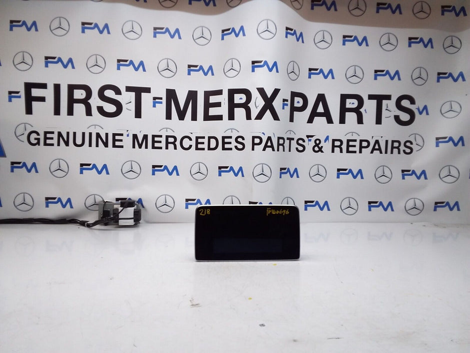 MERCEDES CLS CLASS W218 2015 SAT NAV MULTIMEDIA SCREEN A2189006005 FM00696