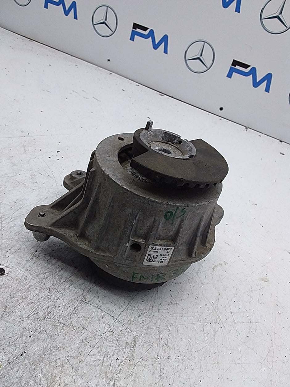 MERCEDES BENZ  E-CLASS  W213  ENGINE MOUNT RIGHT OS A2132400800 FMR358
