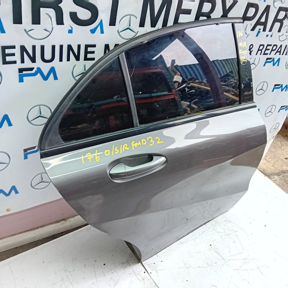 MERCEDES BENZ A-CLASS W176 DRIVER SIDE REAR DOOR O/S/R COMPLETE GREY FMD32