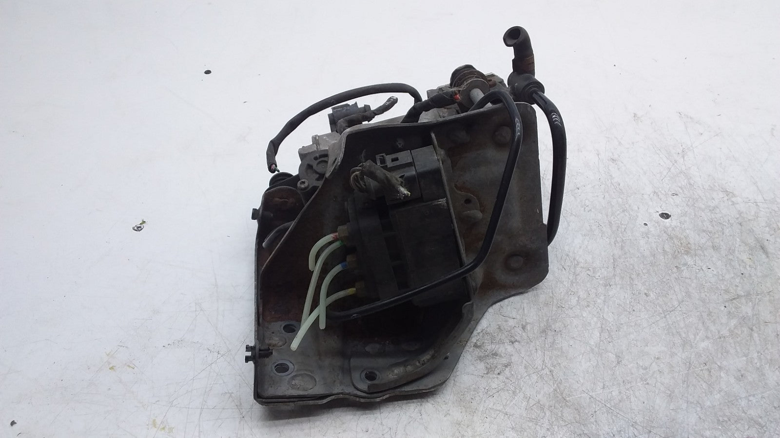 MERCEDES BENZ S-CLASS W222 AIR SUSPENSION COMPRESSOR A2223200604 FMR450